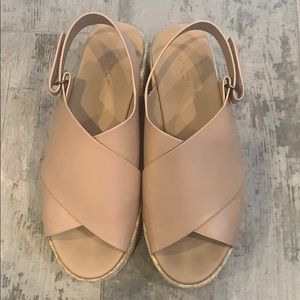 Vince Nude Leather Sandal